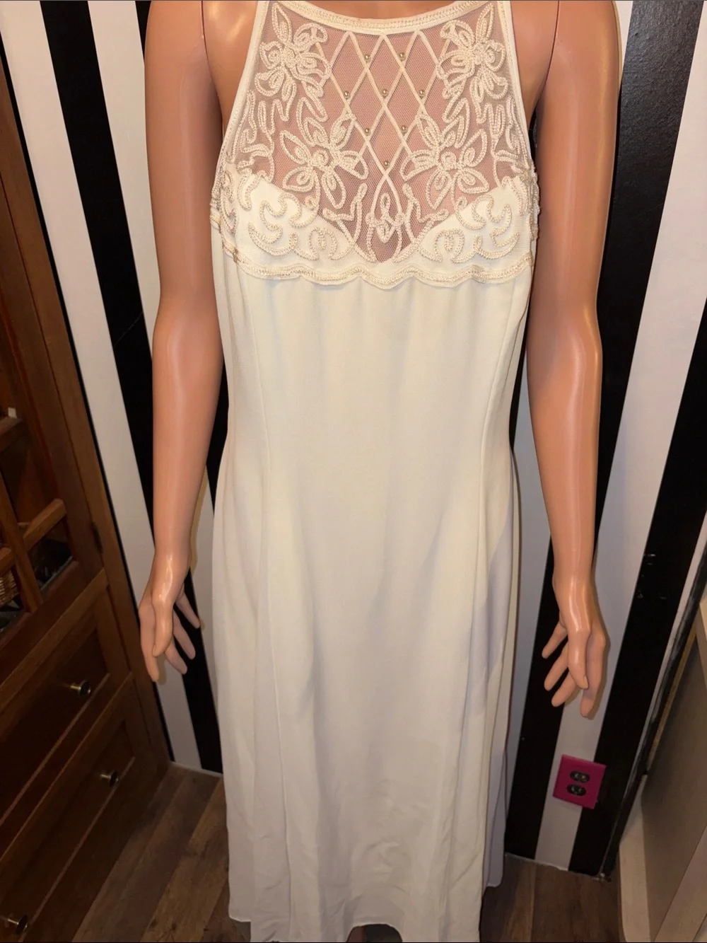 Scott McClintock Millenium 2000  Sleeveless Maxi Wedding Gown Embroidered Dress